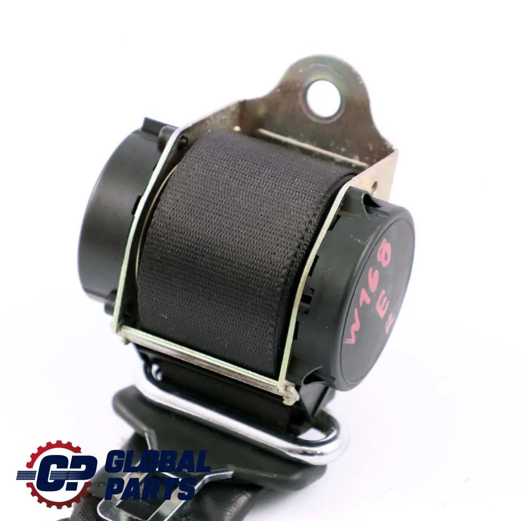Cinturon De seguridad Central Trasero Negro para Mercedes W168 con número de pieza A1688604685 Mercedes W168 Cinturon De seguridad Central Trasero Negro - SKU A1688604685 - Número de pieza A1688604685
