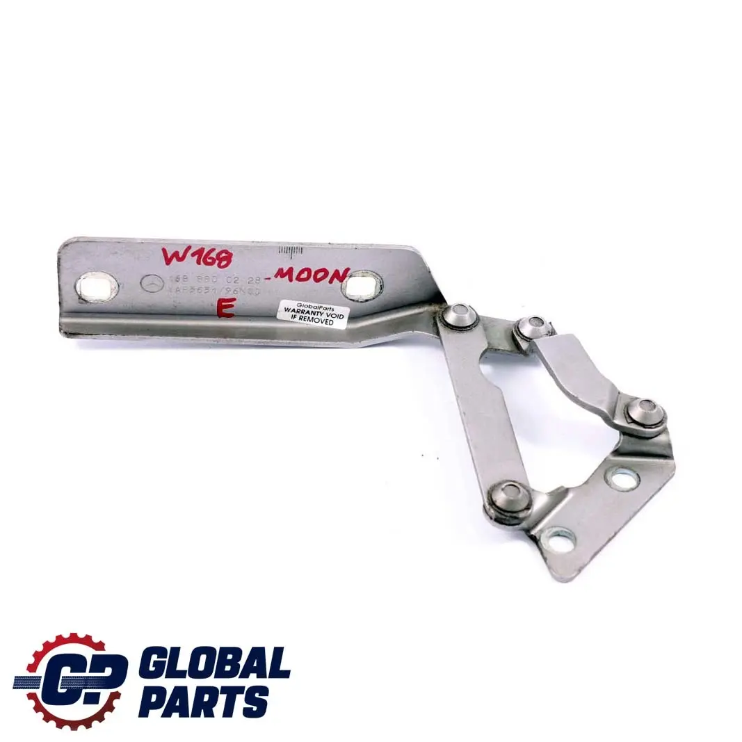 Mercedes-Benz W168 Charniere de Capot Droite Moonlight Argent pour à propos du numéro de pièce A1688800228 Mercedes-Benz W168 Charniere de Capot Droite Moonlight Argent - SKU A1688800228-MOON - Numéro de pièce A1688800228