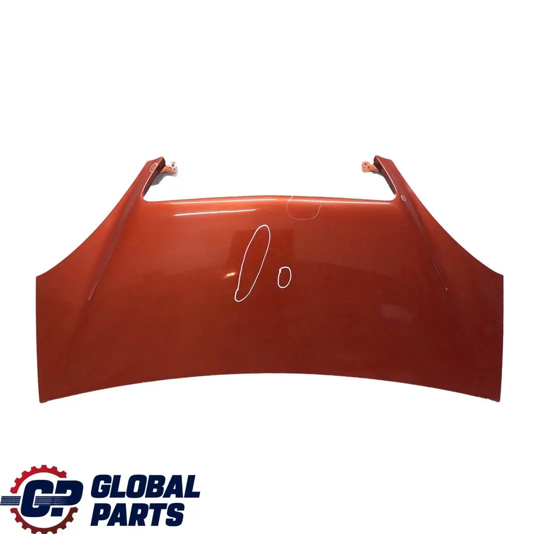 Mercedes-Benz Clase A W168 Embellecedor Capo Mica Naranja Coral - 490 para con número de pieza A1688800657 Mercedes-Benz Clase A W168 Embellecedor Capo Mica Naranja Coral - 490 - SKU A1688800657-COR - Número de pieza A1688800657