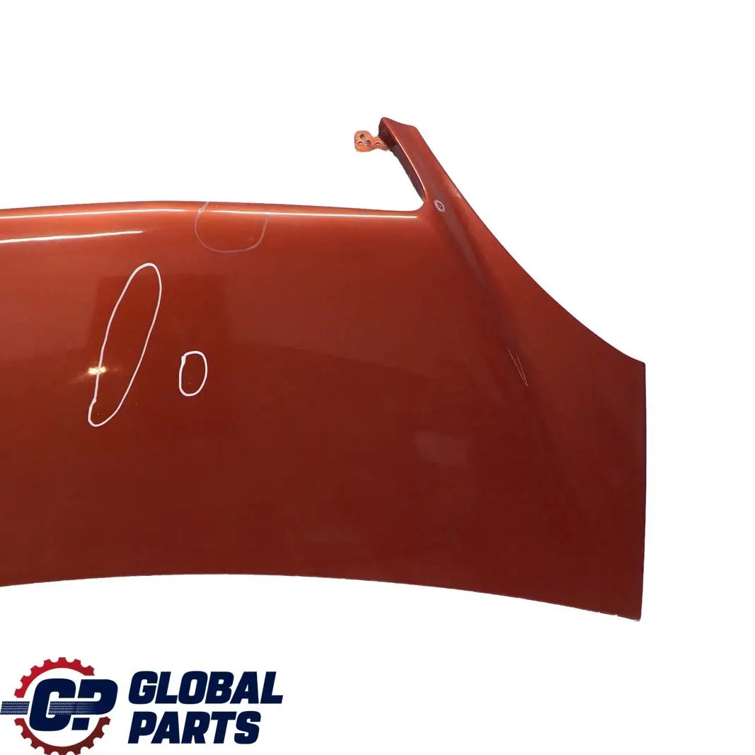 Mercedes-Benz Clase A W168 Embellecedor Capo Mica Naranja Coral - 490 para con número de pieza A1688800657 Mercedes-Benz Clase A W168 Embellecedor Capo Mica Naranja Coral - 490 - SKU A1688800657-COR - Número de pieza A1688800657