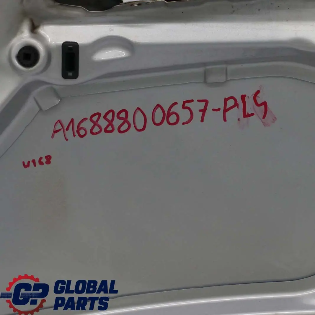 Capo Panel embellecedor del capo Plata Polar Metalizado - 761 para Mercedes W168 con número de pieza A1688800657 Mercedes W168 Capo Panel embellecedor del capo Plata Polar Metalizado - 761 - SKU A1688800657-PLS - Número de pieza A1688800657