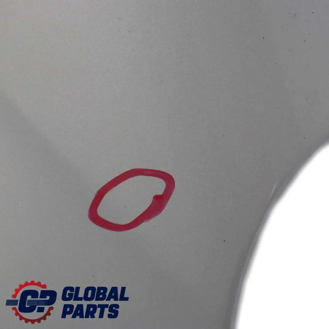 Delantero Derecho Panel Lateral Guardabarros Moonlight Silver para Mercedes A W168 con número de pieza A1688800818 Mercedes A W168 Delantero Derecho Panel Lateral Guardabarros Moonlight Silver - SKU A1688800818-MOON - Número de pieza A1688800818