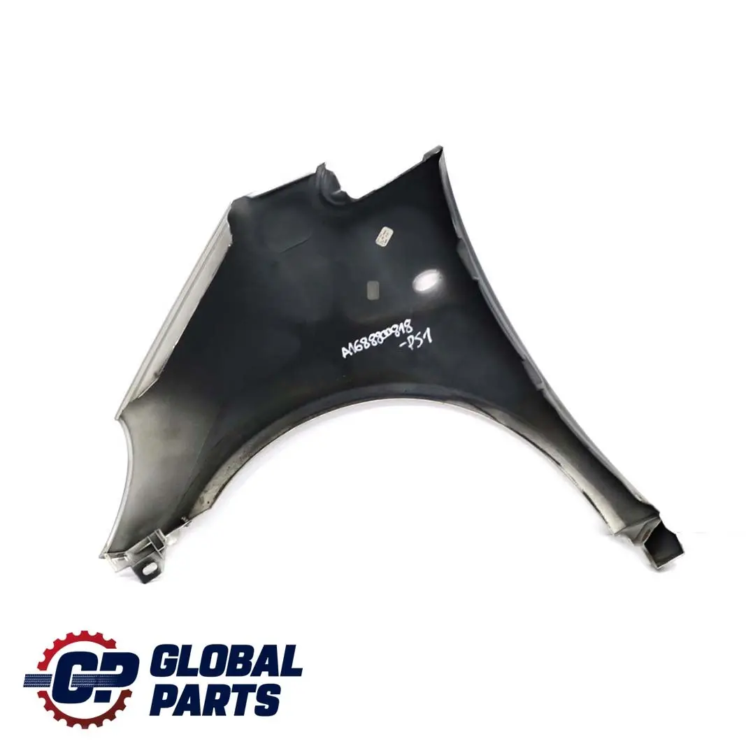 Classe A W168 Pannello Laterale Frontale Dx Parafango Polar Argento 761 per Mercedes con numero di parte A1688800818 Mercedes Classe A W168 Pannello Laterale Frontale Dx Parafango Polar Argento 761 - SKU A1688800818-PS1 - Numero di parte A1688800818