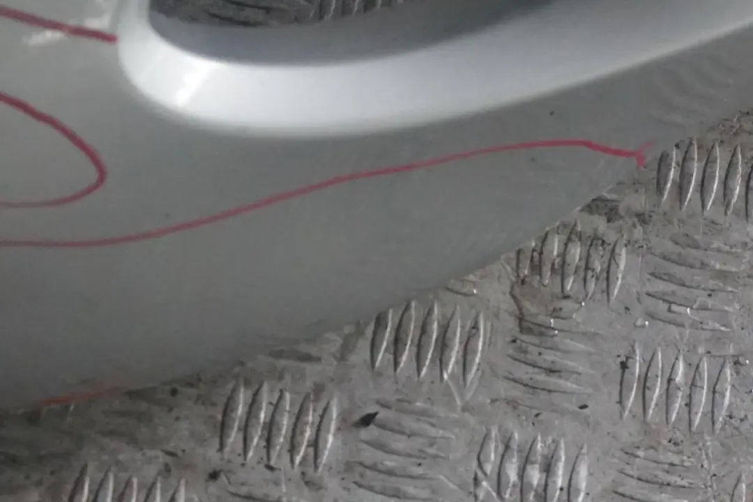 A-Klasse W168 Stossfänger Vorn Polar Silver Silber Metallic - 761U für Mercedes mit Teilenummer A1688853025 Mercedes A-Klasse W168 Stossfänger Vorn Polar Silver Silber Metallic - 761U - SKU A1688853025-PS - Teilenummer A1688853025