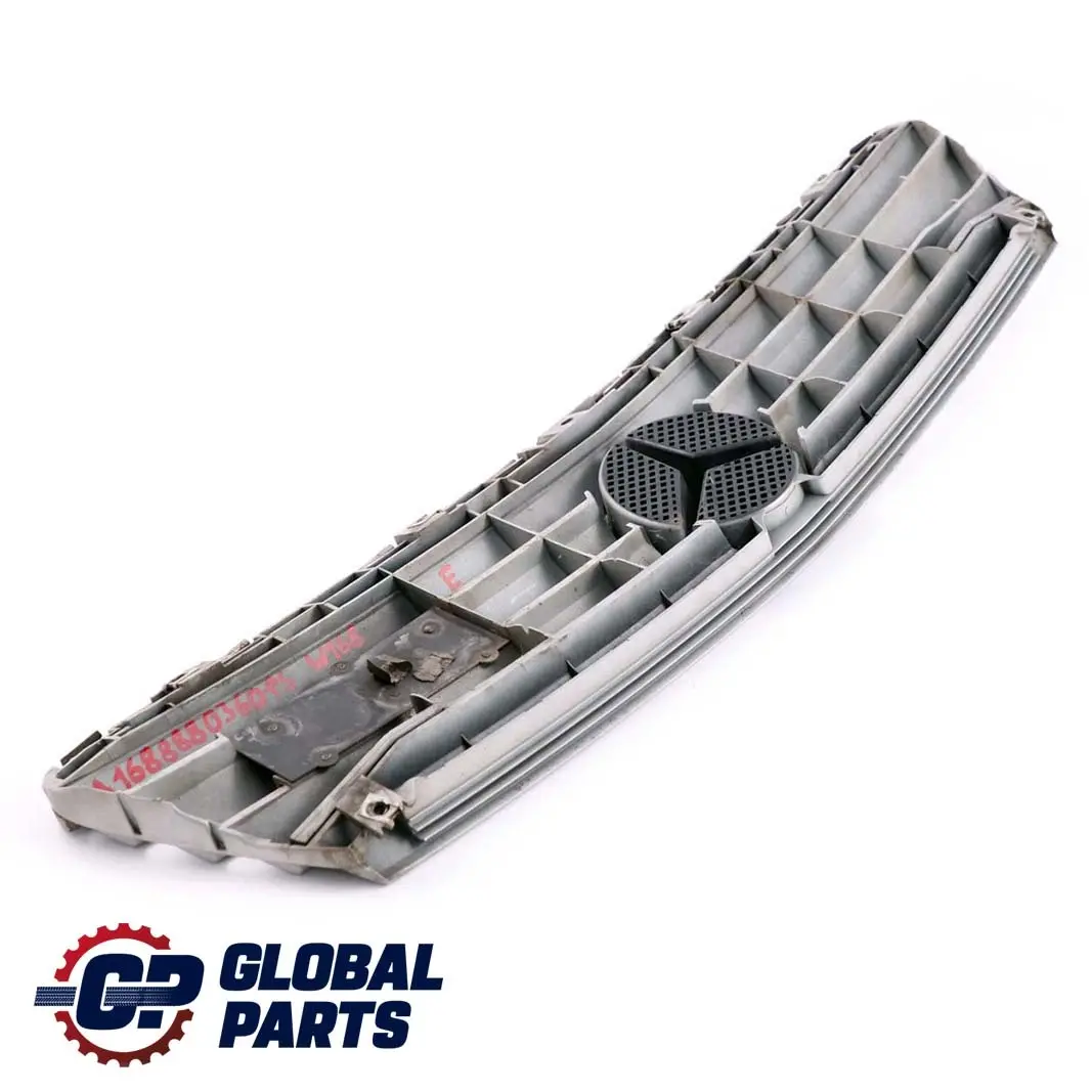 Mercedes-Benz W168 Calandre Transporteur Polar Silver 761 Argent pour à propos du numéro de pièce A1688880360 Mercedes-Benz W168 Calandre Transporteur Polar Silver 761 Argent - SKU A1688880360-PS - Numéro de pièce A1688880360