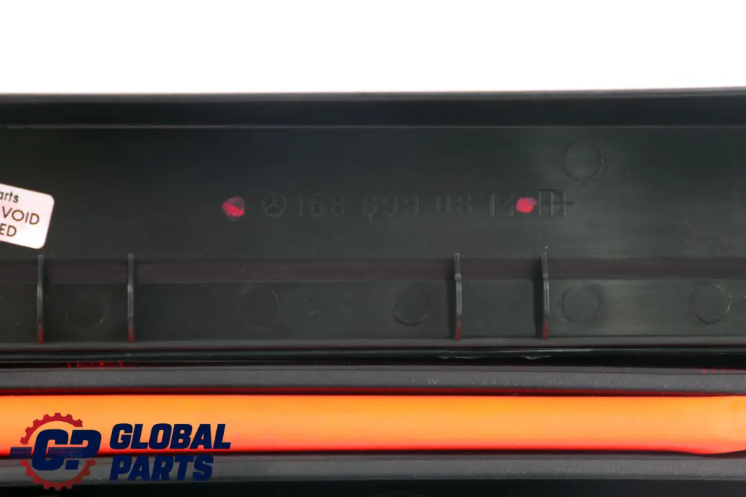 Mercedes-Benz Clase A W168 Triangulo De emergencia con soporte para con número de pieza A1688990814 Mercedes-Benz Clase A W168 Triangulo De emergencia con soporte - SKU A1688990814 - Número de pieza A1688990814