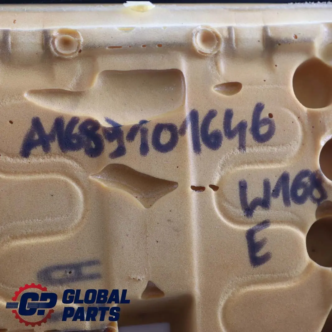 Mercedes-Benz A-Klasse W168 Vordersitz Bezug Stoff Leder Avantgarde Explo für mit Teilenummer A1689101646 Mercedes-Benz A-Klasse W168 Vordersitz Bezug Stoff Leder Avantgarde Explo - SKU A1689101646 - Teilenummer A1689101646