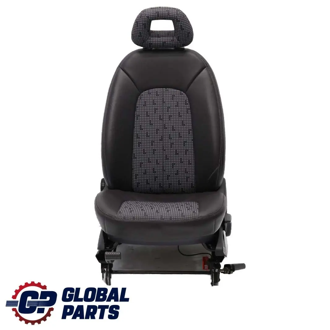 Mercedes-Benz W168 Siège avant gauche en tissu / cuir gris ardoise Magnum Dali pour à propos du numéro de pièce A1689140116 Mercedes-Benz W168 Siège avant gauche en tissu / cuir gris ardoise Magnum Dali - SKU A1689140116-1 - Numéro de pièce A1689140116