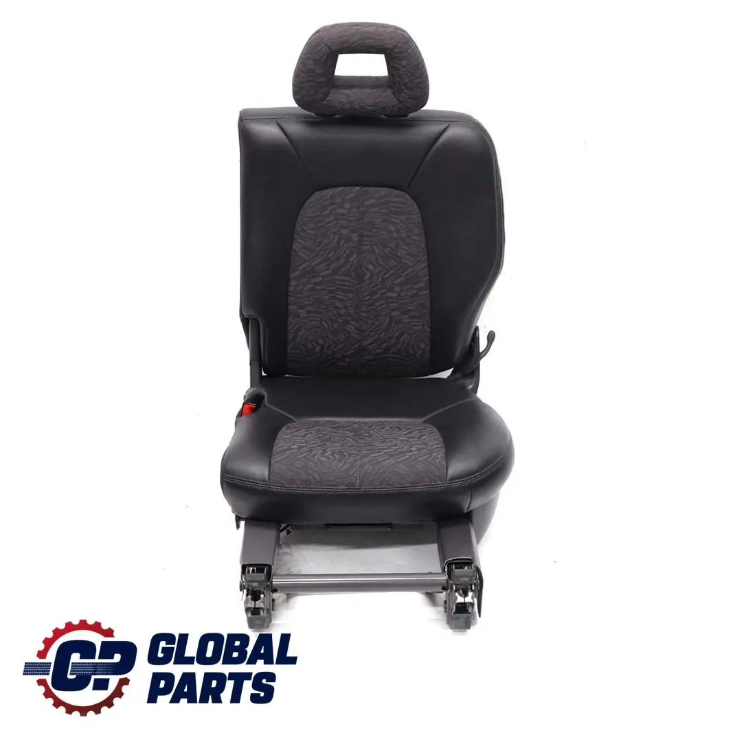 Mercedes-Benz W168 Fotel Lewy Tył Półskóra do o numerze A1689208506 Mercedes-Benz W168 Fotel Lewy Tył Półskóra - SKU A1689208506 - Numer Części A1689208506