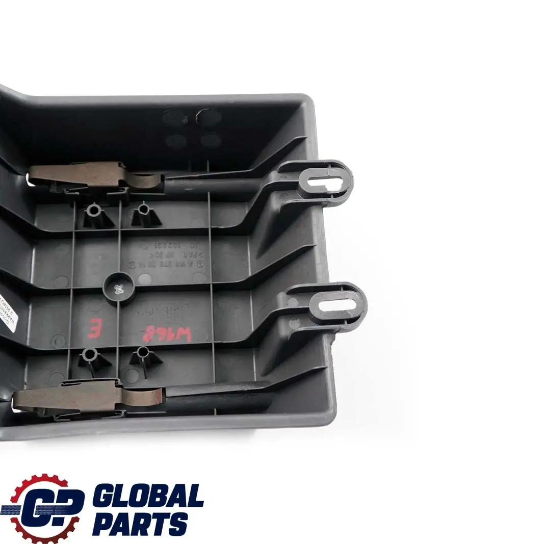 Mercedes W168 Asiento Trasero Medio Reposacabezas Soporte - SKU A1689700014 - Número de pieza A1689700014