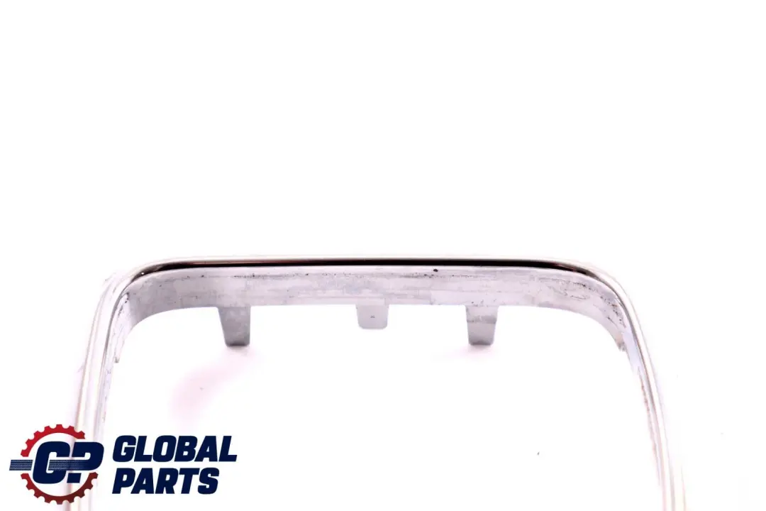 Classe W169 W245 Pomello Cambio 5-Gang Copertura Cromo per Mercedes A B con numero di parte A1693740388 Mercedes A B Classe W169 W245 Pomello Cambio 5-Gang Copertura Cromo - SKU A1693740388 - Numero di parte A1693740388