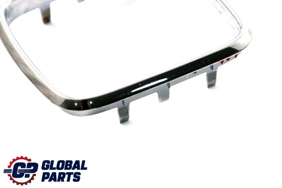 Classe W169 W245 Pomello Cambio 5-Gang Copertura Cromo per Mercedes A B con numero di parte A1693740388 Mercedes A B Classe W169 W245 Pomello Cambio 5-Gang Copertura Cromo - SKU A1693740388 - Numero di parte A1693740388