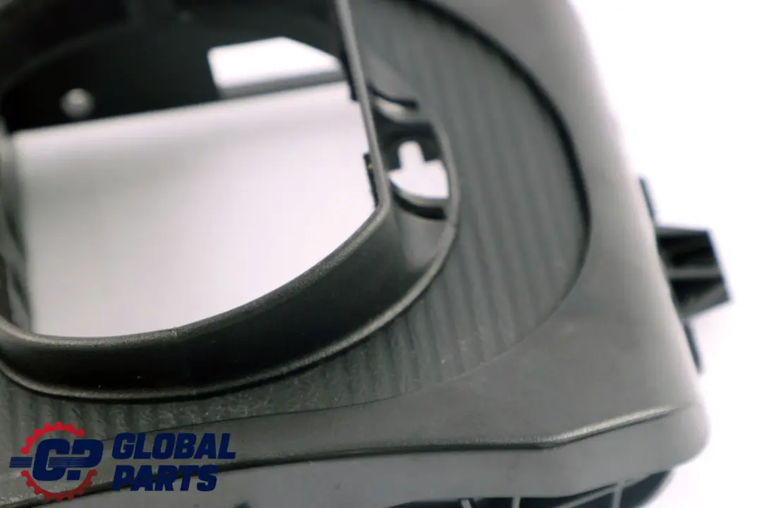 Tapa De La columna De direccion delantera para Mercedes B W169 W245 con número de pieza A1694600095 Mercedes B W169 W245 Tapa De La columna De direccion delantera - SKU A1694600095 - Número de pieza A1694600095