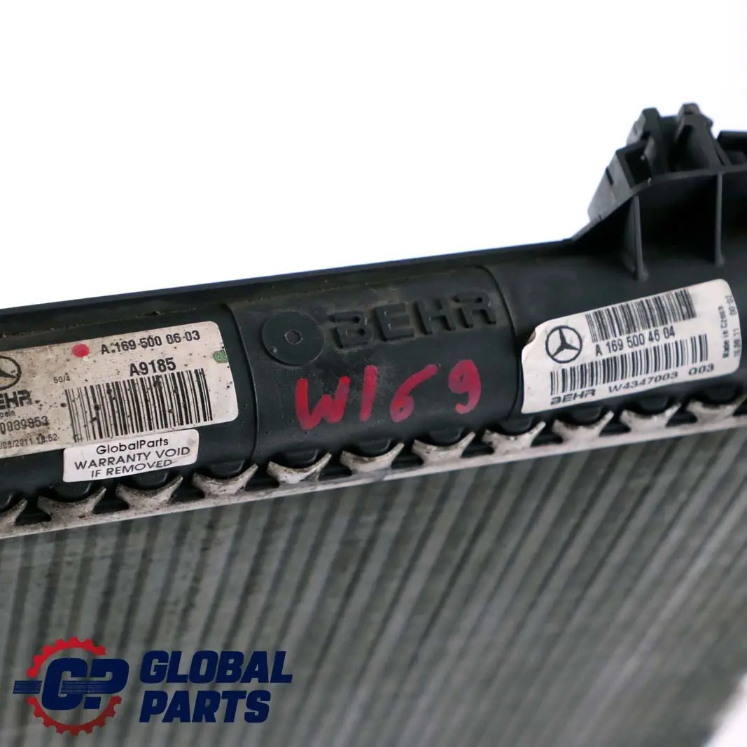 Radiator Mercedes W169 W245 Air Cooling Unit to Engine with Part number A1695000003 Engine Radiator Mercedes W169 W245 Air Cooling Unit - SKU A1695000003 - Part number A1695000003