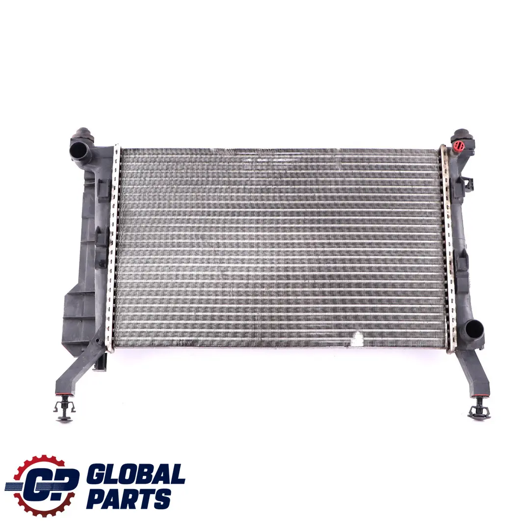 Radiateur de refroidissement du moteur pour Mercedes A B W169 W245 à propos du numéro de pièce A1695000303 Mercedes A B W169 W245 Radiateur de refroidissement du moteur - SKU A1695000303 - Numéro de pièce A1695000303