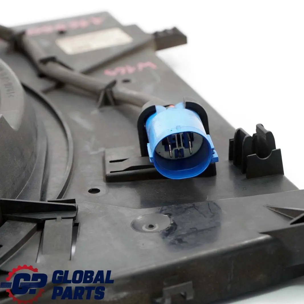 Ventola Radiatore Raffreddamento Motore per Mercedes W169 W245 con numero di parte A1695050255 Mercedes W169 W245 Ventola Radiatore Raffreddamento Motore - SKU A1695050255 - Numero di parte A1695050255