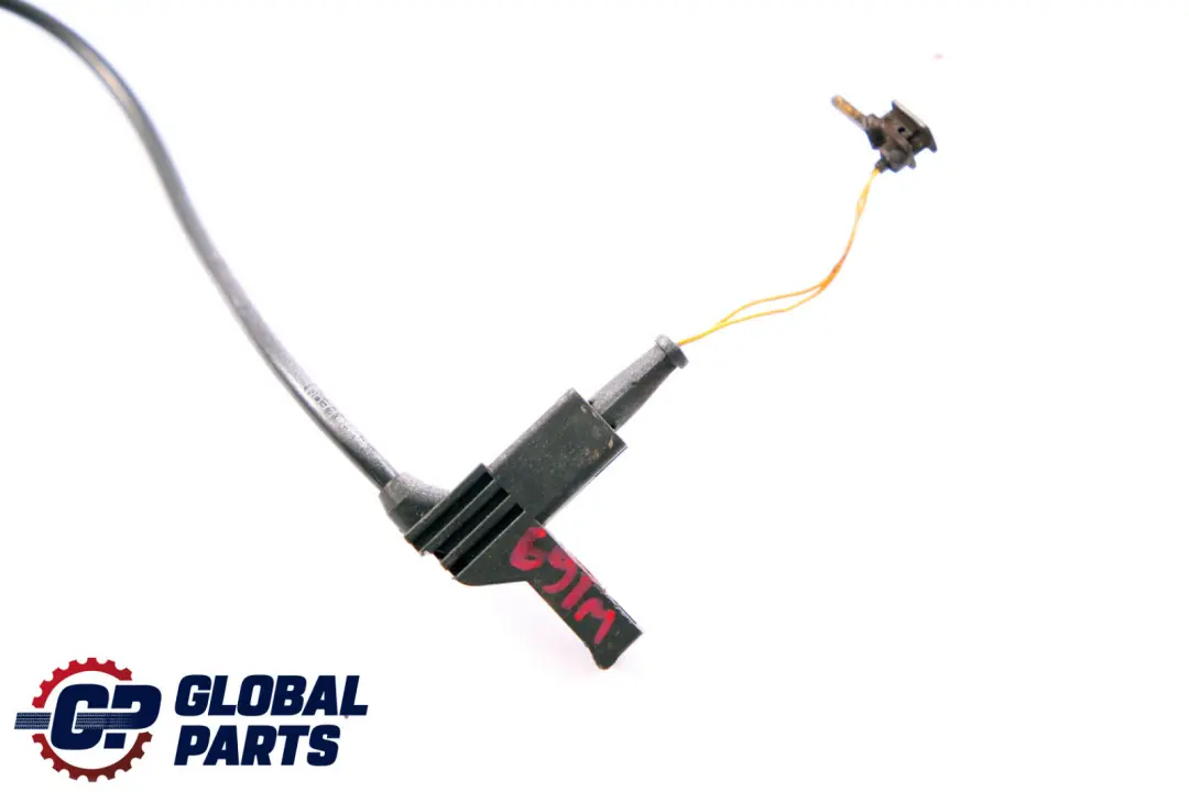 Capteur de frein ABS avant droit pour Mercedes W169 W245 à propos du numéro de pièce A1695404005 Mercedes W169 W245 Capteur de frein ABS avant droit - SKU A1695404005 - Numéro de pièce A1695404005