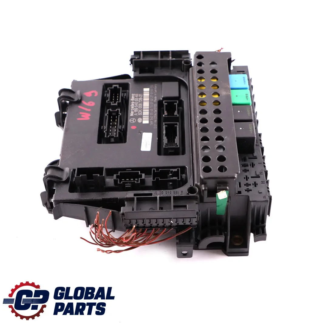 *Mercedes-Benz A-Class W169 Body Control Unit Module SAM to with Part number A1695405545 *Mercedes-Benz A-Class W169 Body Control Unit Module SAM - SKU A1695405545 - Part number A1695405545