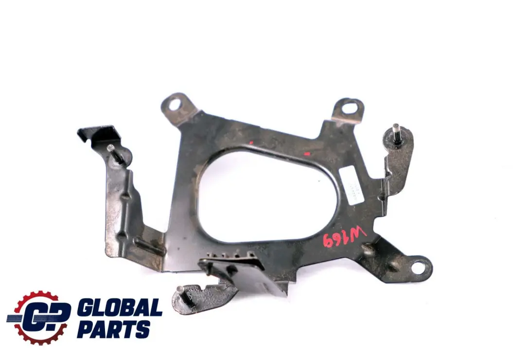 Soporte motor unidad control para Mercedes A B W169 W245 con número de pieza A1695450140 Mercedes A B W169 W245 Soporte motor unidad control - SKU A1695450140 - Número de pieza A1695450140