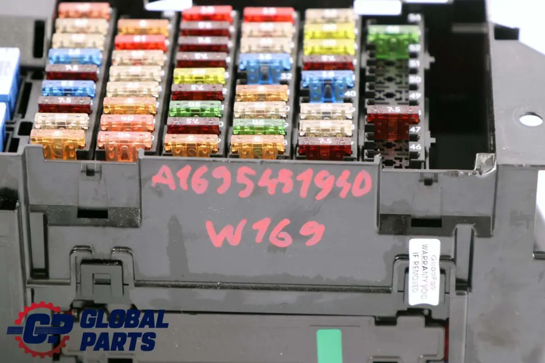 Módulo De Caja De Fusibles para Mercedes W169 W245 con número de pieza A1695451940 Mercedes W169 W245 Módulo De Caja De Fusibles - SKU A1695451940 - Número de pieza A1695451940