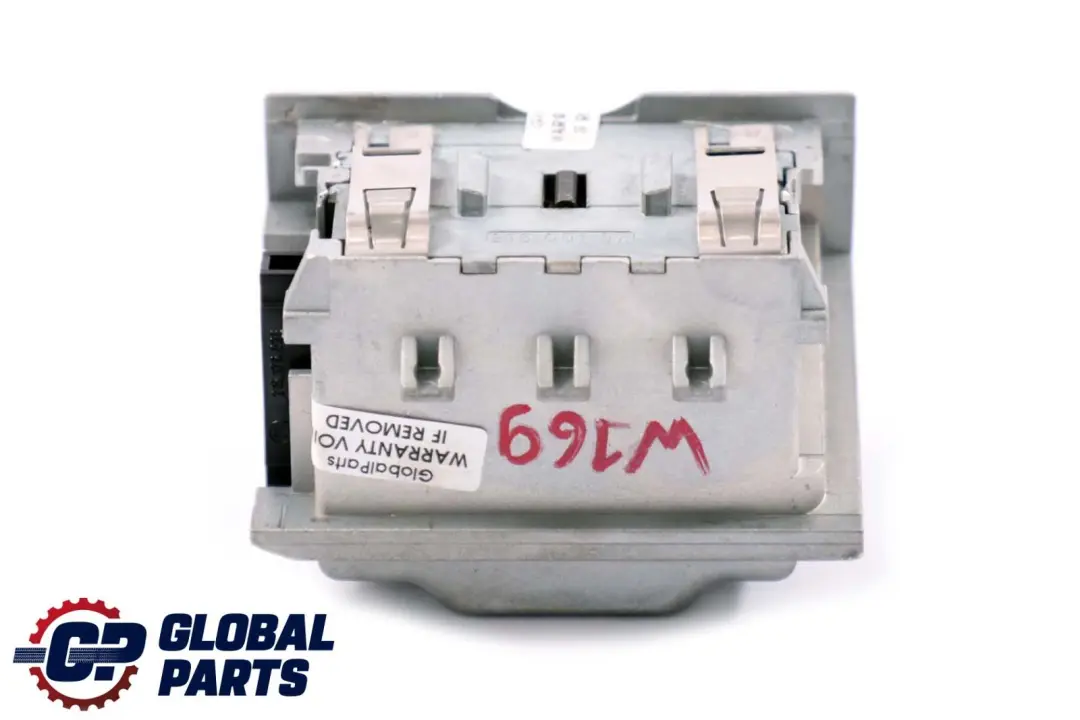 Verrouillage De La Colonne De Direction pour Mercedes W169 W245 à propos du numéro de pièce A1695452932 Mercedes W169 W245 Verrouillage De La Colonne De Direction - SKU A1695452932 - Numéro de pièce A1695452932