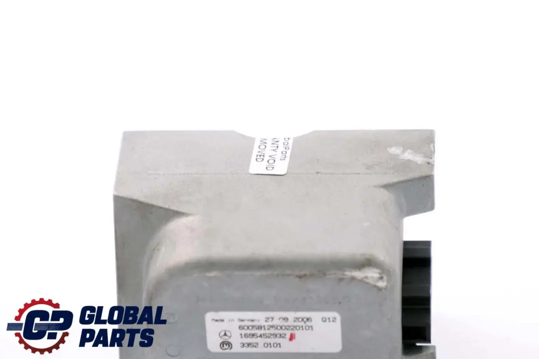 Bloqueo De La Columna Del Volante para Mercedes W169 W245 con número de pieza A1695452932 Mercedes W169 W245 Bloqueo De La Columna Del Volante - SKU A1695452932 - Número de pieza A1695452932