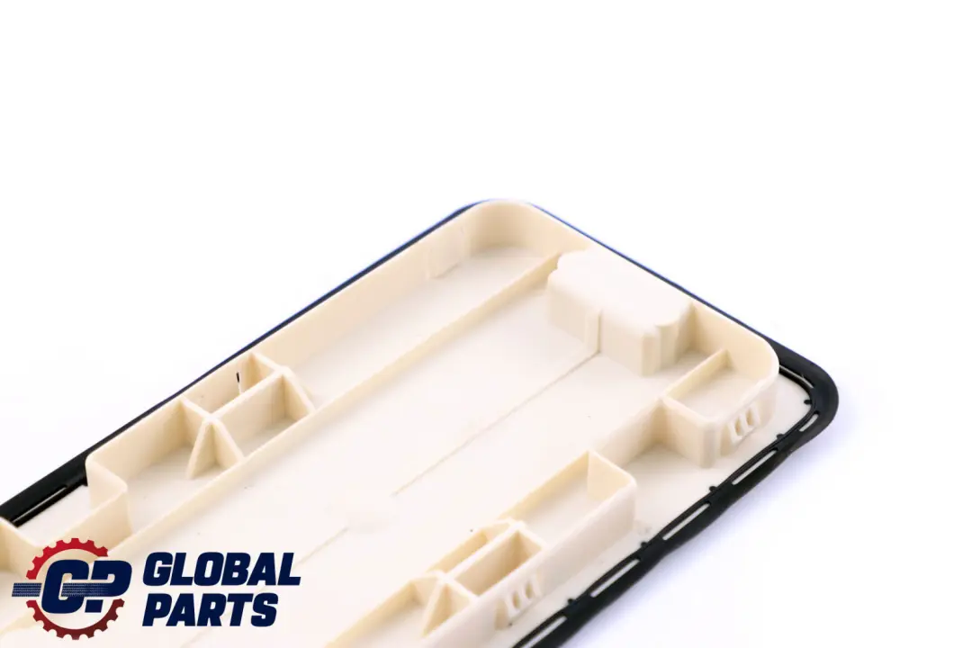 Mercedes-Benz B Classe W169 W245 Sedile Copertura Coperchio SX per con numero di parte A1696103108 Mercedes-Benz B Classe W169 W245 Sedile Copertura Coperchio SX - SKU A1696103108 - Numero di parte A1696103108