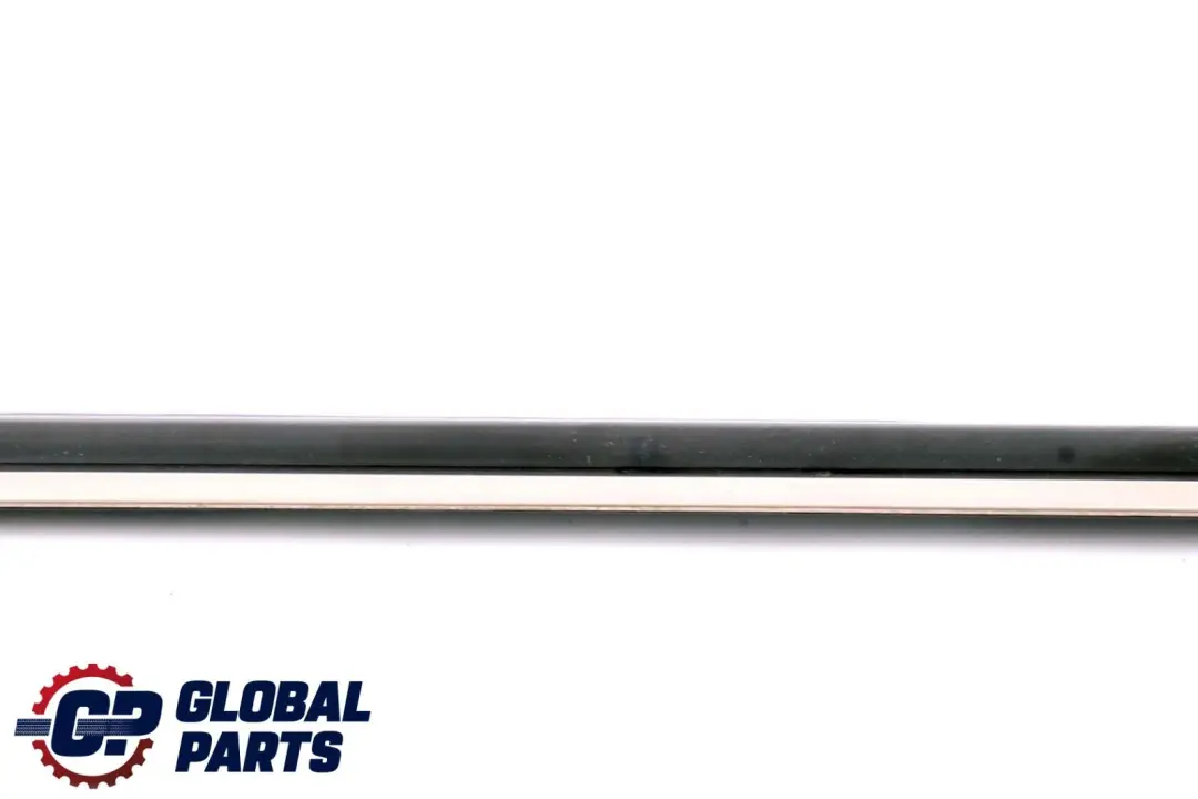 Mercedes W245 Moldura De Cristal Kosmos Negro Trasero Derecho - SKU A1696730683-KB - Número de pieza A1696730683