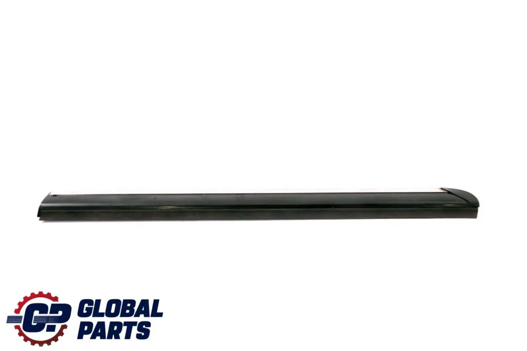 Moulage De Vitre De Custode Kosmos Noir Arrière Droit pour Mercedes W245 à propos du numéro de pièce A1696730683 Mercedes W245 Moulage De Vitre De Custode Kosmos Noir Arrière Droit - SKU A1696730683-KB - Numéro de pièce A1696730683