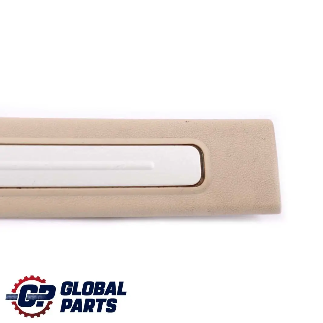 Puerta Delantera Derecha Embellecedor Entrada Liston Beige para Mercedes W169 con número de pieza A1696800074 Mercedes W169 Puerta Delantera Derecha Embellecedor Entrada Liston Beige - SKU A1696800074 - Número de pieza A1696800074