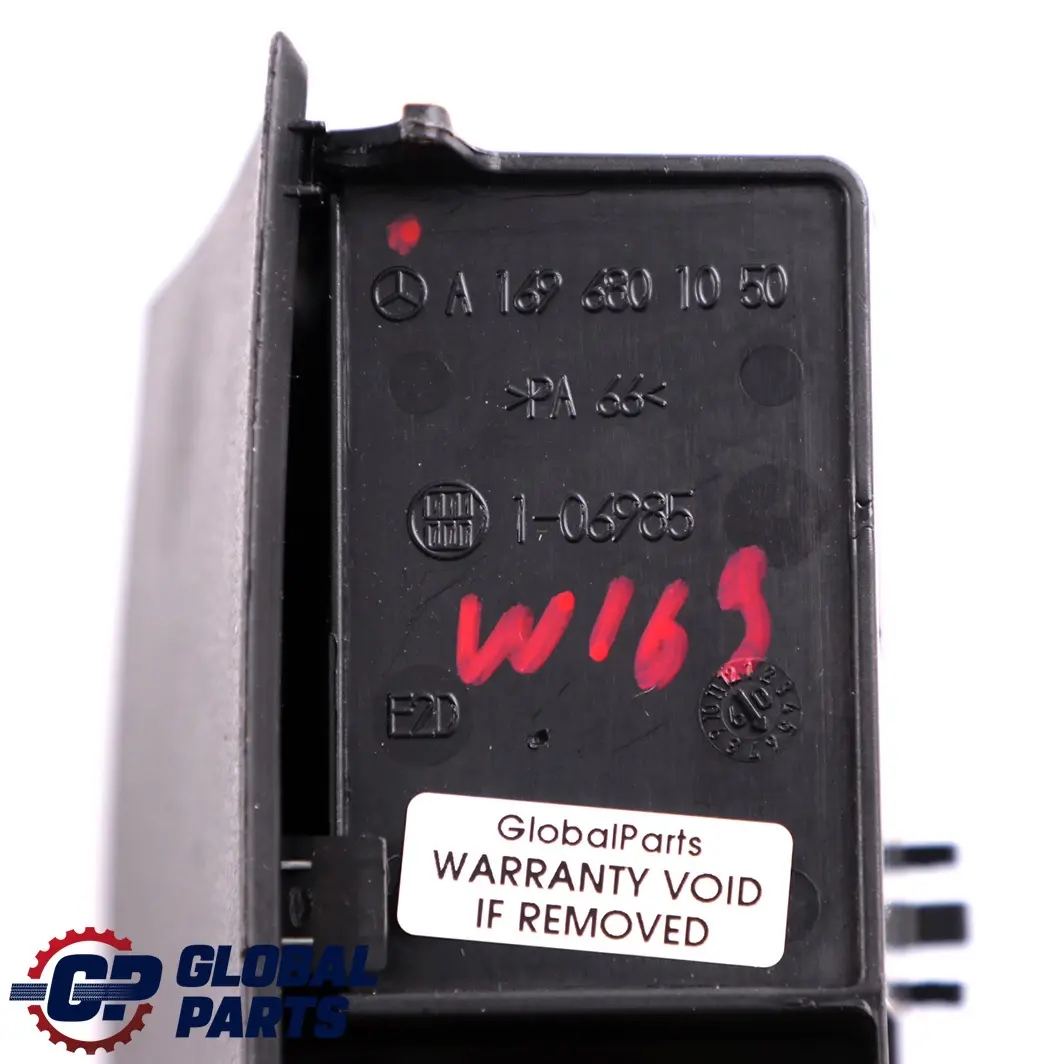 Mercedes A B W169 W245 Cenicero Bandeja Enchufe 12V Embellecedor - SKU A1696801050 - Número de pieza A1696801050