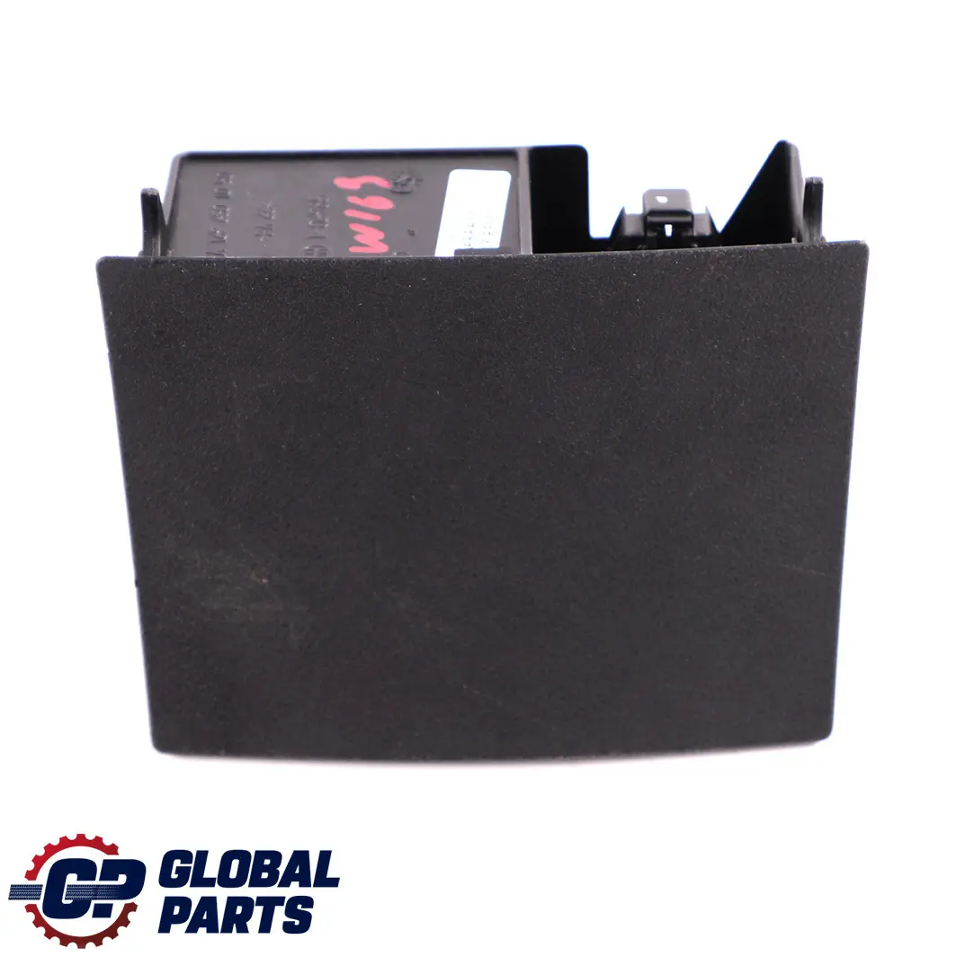 Cenicero Bandeja Enchufe 12V Embellecedor para Mercedes A B W169 W245 con número de pieza A1696801050 Mercedes A B W169 W245 Cenicero Bandeja Enchufe 12V Embellecedor - SKU A1696801050 - Número de pieza A1696801050