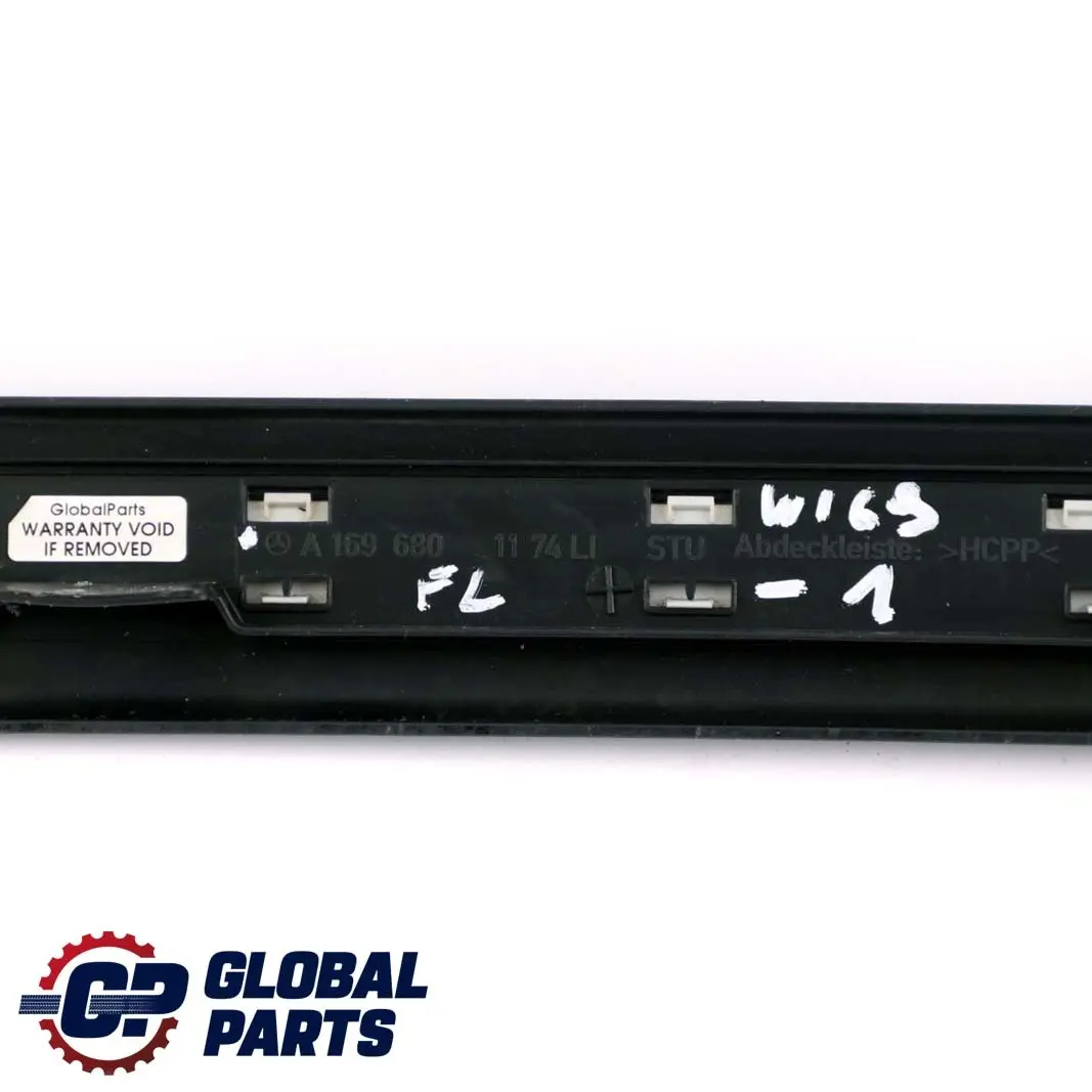  Mercedes-Benz W169 Puerta Delantera Izquierda Listón Embellecedor Entrada Negro - SKU A1696801174-1 - Número de pieza A1696801174
