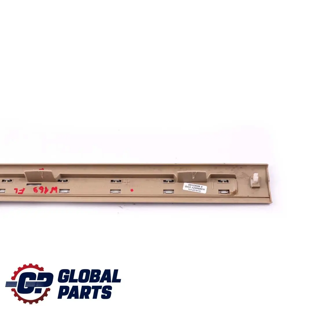  Mercedes-Benz W169 Porte avant Gauche Einstiegleistung Moulage Beige - SKU A1696801174 - Numéro de pièce A1696801174