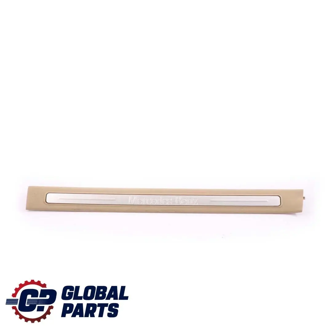 Mercedes-Benz Clase A W169 Embellecedor Entrada Puerta Delantera Izquierda Beige para con número de pieza A1696801174 Mercedes-Benz Clase A W169 Embellecedor Entrada Puerta Delantera Izquierda Beige - SKU A1696801174 - Número de pieza A1696801174