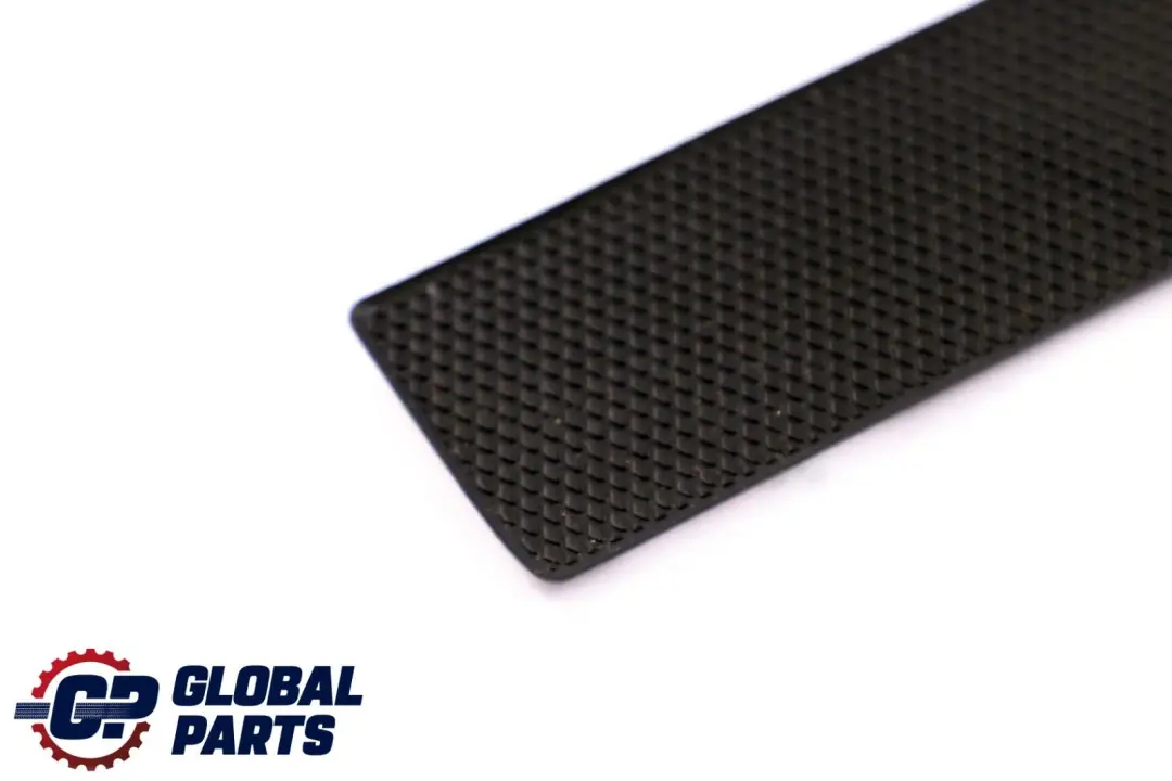 Inserto bracciolo console centrale gomma per Mercedes A B W169 W245 con numero di parte A1696801939 Mercedes A B W169 W245 Inserto bracciolo console centrale gomma - SKU A1696801939-1 - Numero di parte A1696801939