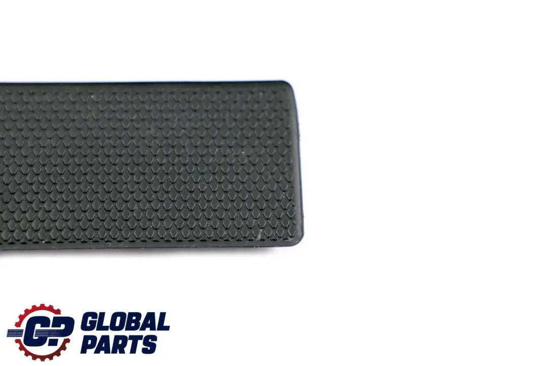 Mercedes A B W169 W245 console centrale accoudoir caoutchouc - SKU A1696801939-1 - Numéro de pièce A1696801939