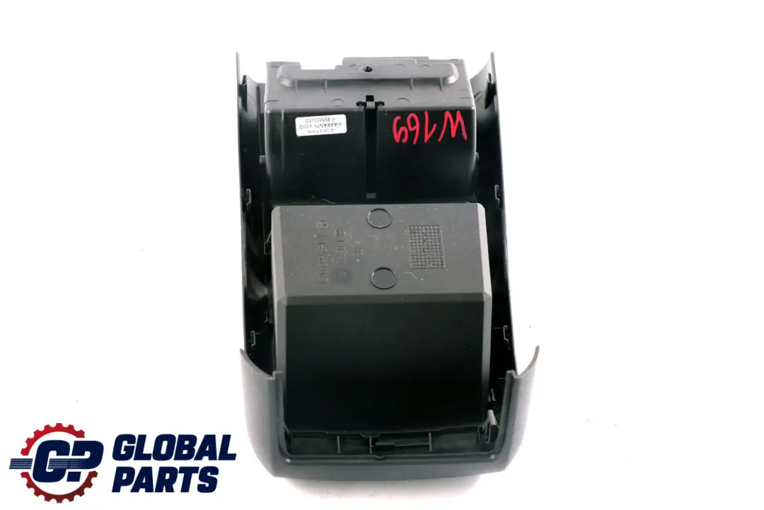 S245 Blende Verkleidung Mittelkonsole für Mercedes W169 mit Teilenummer A1696830091 Mercedes W169 S245 Blende Verkleidung Mittelkonsole - SKU A1696830091 - Teilenummer A1696830091