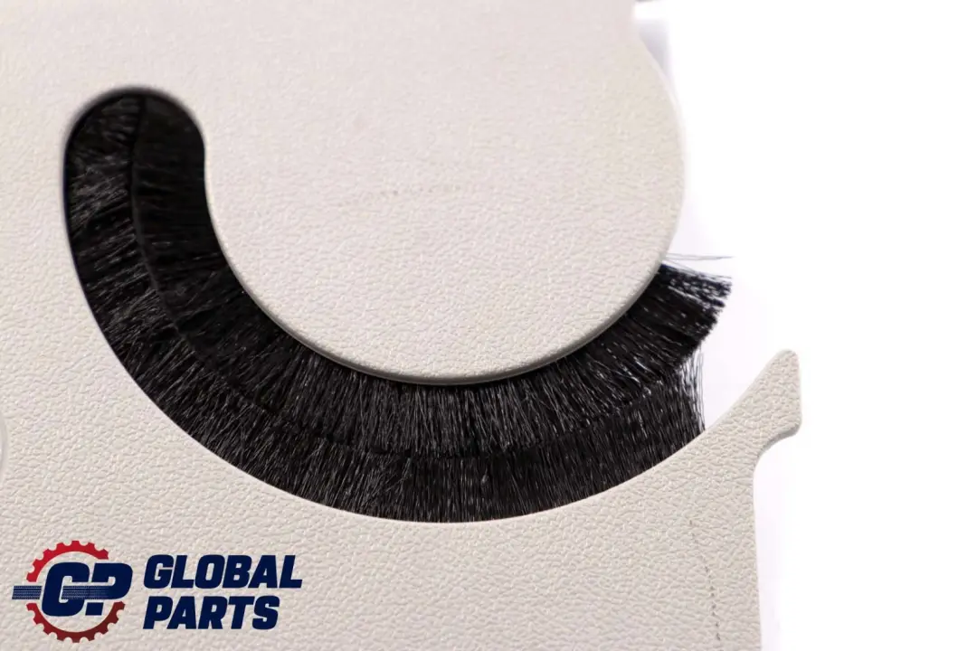 B-Klasse W245 Verkleidung Scharnier Rückbank Links Grau für Mercedes mit Teilenummer A1696900107 Mercedes B-Klasse W245 Verkleidung Scharnier Rückbank Links Grau - SKU A1696900107 - Teilenummer A1696900107