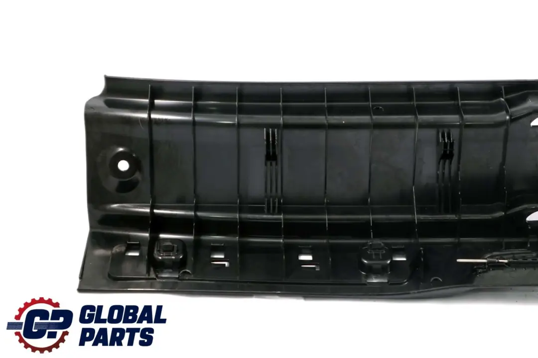 Mercedes W245 Panel Embellecedor Umbral Carga Del Maletero Negro - SKU A1696900141-1 - Número de pieza A1696900141