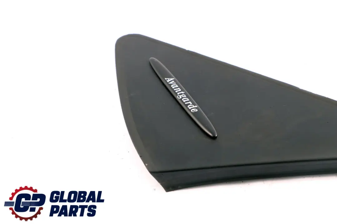 Embellecedor Ala Tapa Superior Izquierda Avantgarde para Mercedes W169 con número de pieza A1696900187 Mercedes W169 Embellecedor Ala Tapa Superior Izquierda Avantgarde - SKU A1696900187 - Número de pieza A1696900187