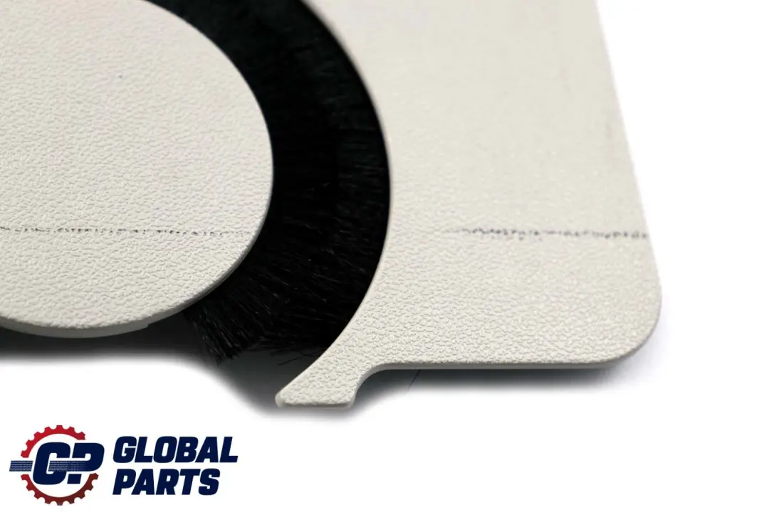 Panel Cubremaletero Asiento Trasero Derecho Gris para Mercedes W245 con número de pieza A1696900207 Mercedes W245 Panel Cubremaletero Asiento Trasero Derecho Gris - SKU A1696900207 - Número de pieza A1696900207