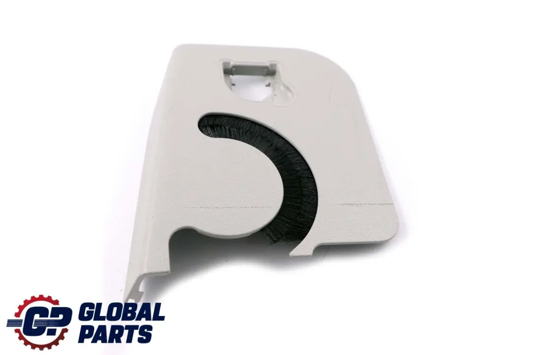 Panel Cubremaletero Asiento Trasero Derecho Gris para Mercedes W245 con número de pieza A1696900207 Mercedes W245 Panel Cubremaletero Asiento Trasero Derecho Gris - SKU A1696900207 - Número de pieza A1696900207