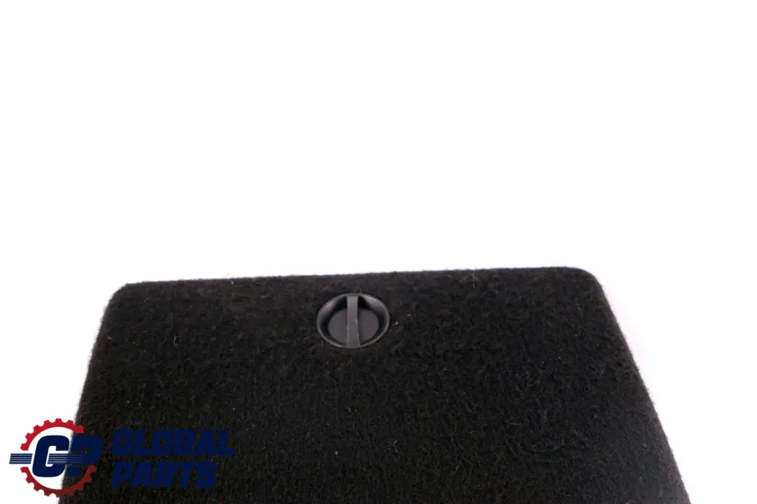 L'aletta del pannello rivestimento laterale destro del bagagliaio per Mercedes W169 con numero di parte A1696900225 Mercedes W169 L'aletta del pannello rivestimento laterale destro del bagagliaio - SKU A1696900225-1 - Numero di parte A1696900225