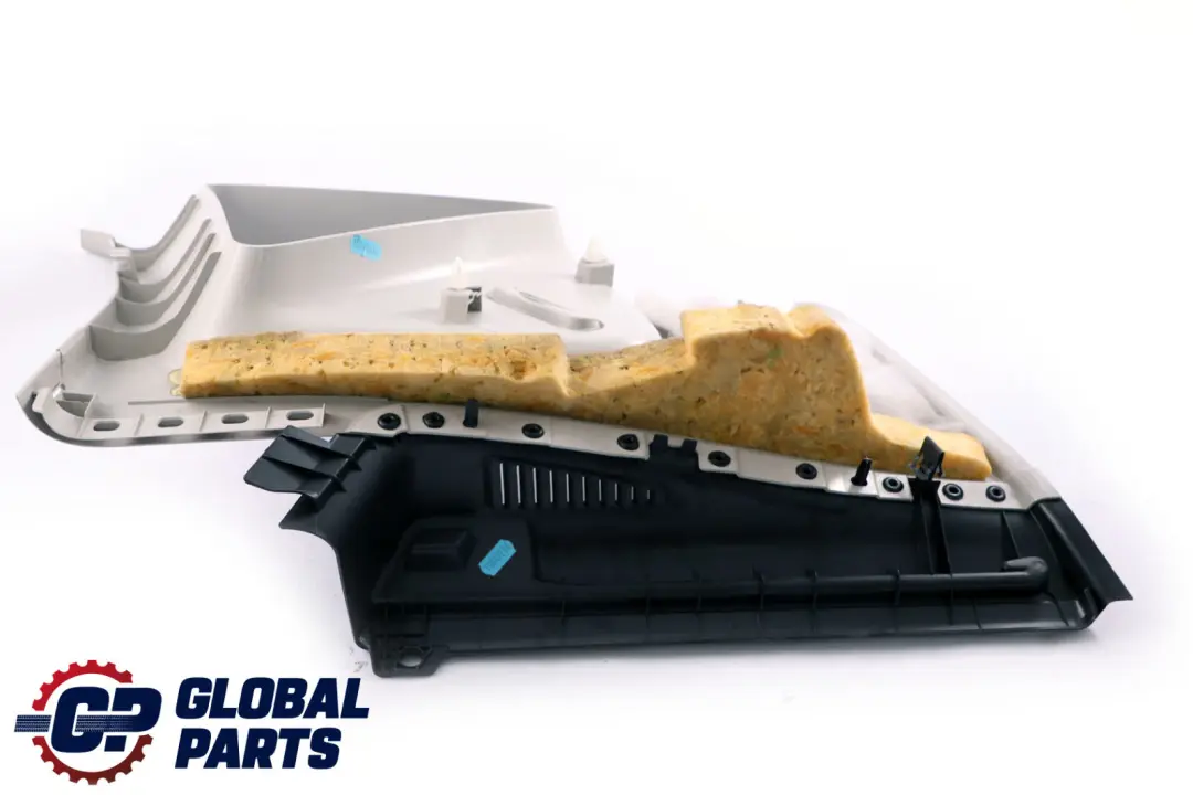 Mercedes-Benz W169 Borne-C Carenage Capot a Gauche pour à propos du numéro de pièce A1696900525 Mercedes-Benz W169 Borne-C Carenage Capot a Gauche - SKU A1696900525 - Numéro de pièce A1696900525