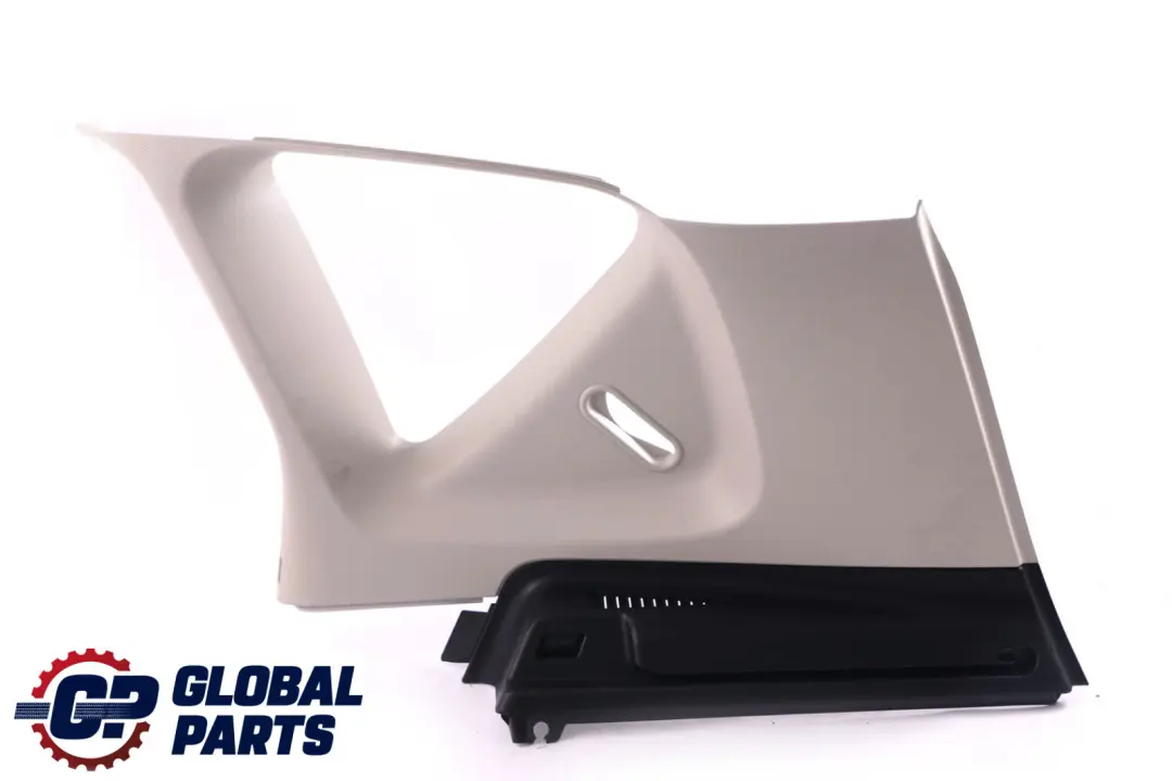 Mercedes-Benz A-Class W169 C-Pillar Trim Panel Cover Right Rear para con número de pieza A1696900625 Mercedes-Benz A-Class W169 C-Pillar Trim Panel Cover Right Rear - SKU A1696900625 - Número de pieza A1696900625