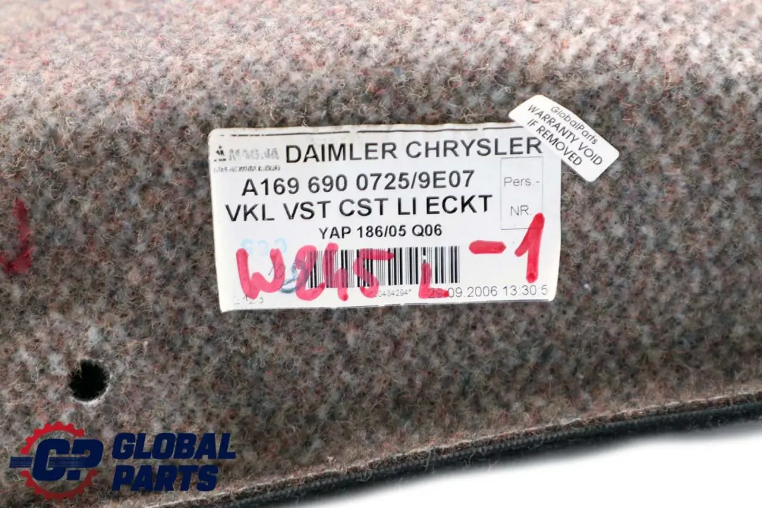 Mercedes W245 Cache-bagages arriere gauche coffre a bagages noir - SKU A1696900725-1 - Numéro de pièce A1696900725