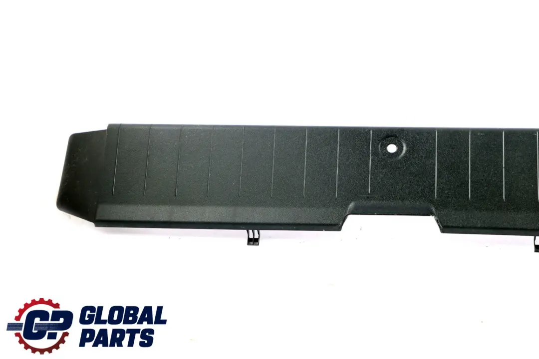 Clase A W169 Cubremaletero Tapa De umbral De maletero Negro para Mercedes con número de pieza A1696902030 Mercedes Clase A W169 Cubremaletero Tapa De umbral De maletero Negro - SKU A1696902030 - Número de pieza A1696902030