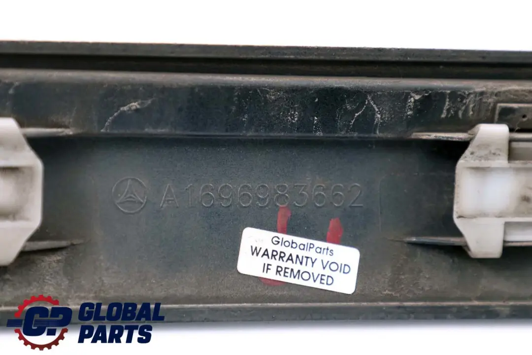 Mercedes W245 Striscia rivestimento porta anteriore destra Kosmos Nero - SKU A1696903462-KB - Numero di parte A1696903462