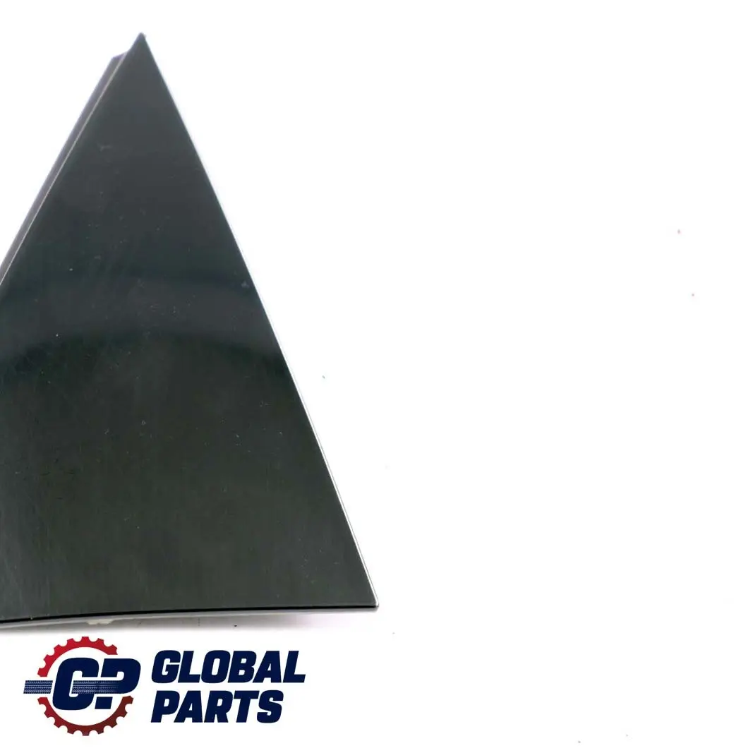 Mercedes W169 Couvercle Porte Arrière Droite Trim Plate - SKU A1696903487 - Numéro de pièce A1696903487